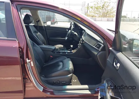 2016 Kia Optima Ex z USA, uszkodzony, nr VIN 5XXGU4L30GG093630